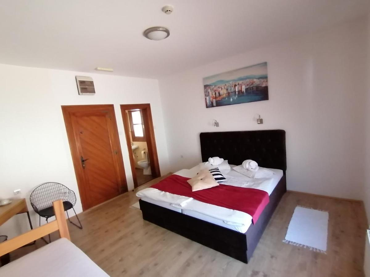 Mon Accommodation Free Parking Ni Exterior foto